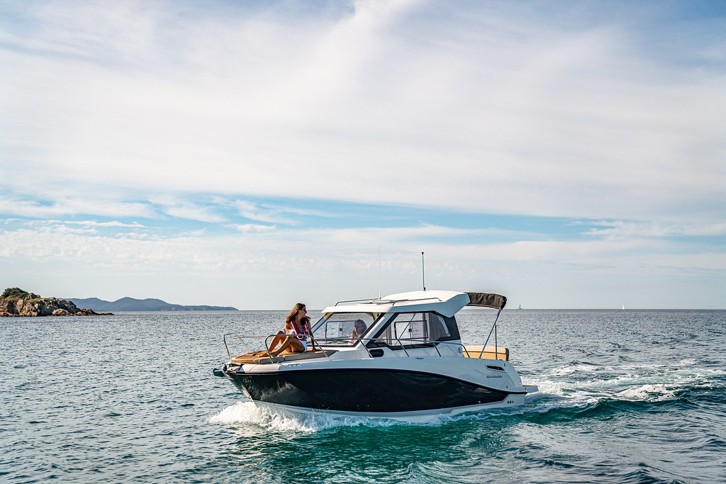 Quicksilver Activ 705 Weekend