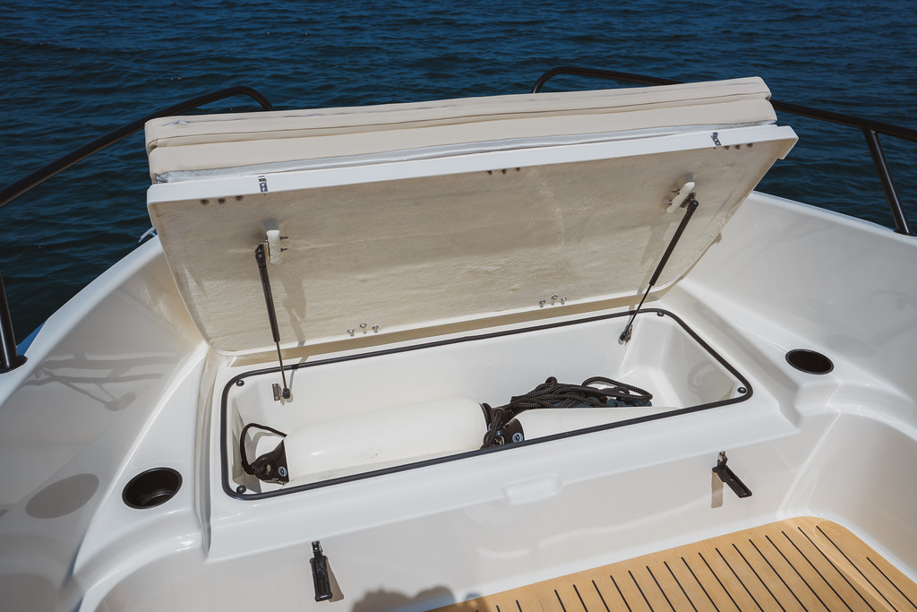 Quicksilver Activ 625 Open 